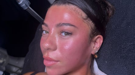 Skin Glow by Sophie