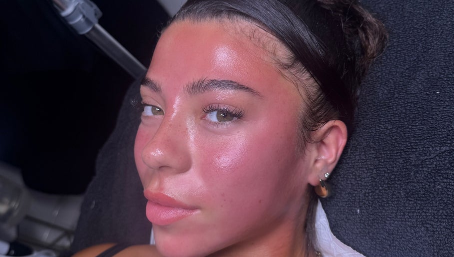 Skin Glow by Sophie image 1