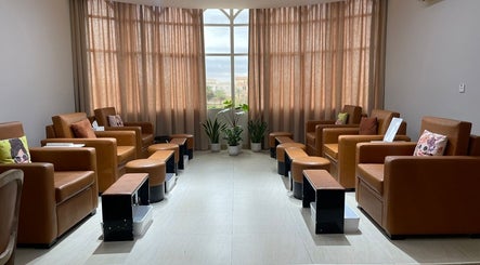 Relaxing seating area at La Poupee Beauty Center - Al Ain مركز لابوبيه للتجميل - فرع, العين, أبو ظبي, AE.