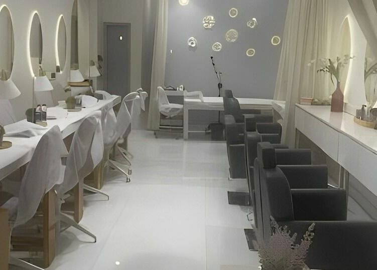 Chic interior of Antheia Enhance salon in Dehradun, Uttarakhand, IN with modern styling stations.