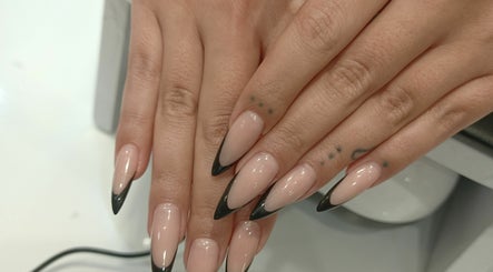 Zeze Nails image 2