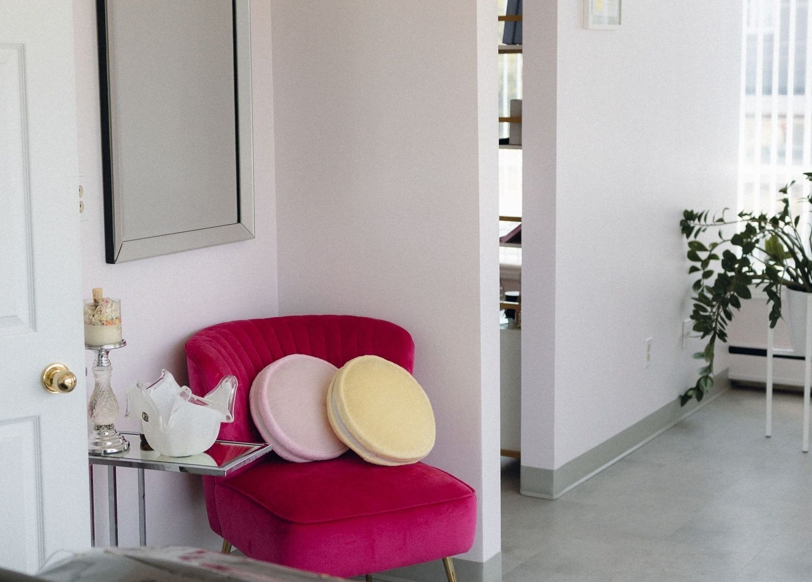 Lashed By Mir, cozy pink chair setup in Sault Ste. Marie, Ontario, CA beauty venue.