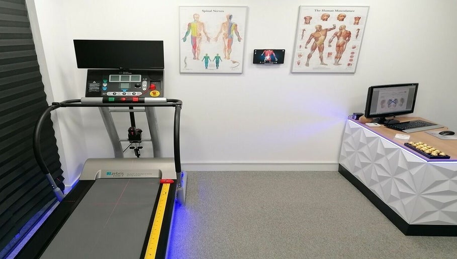 Mr Salus Sporting Lab image 1
