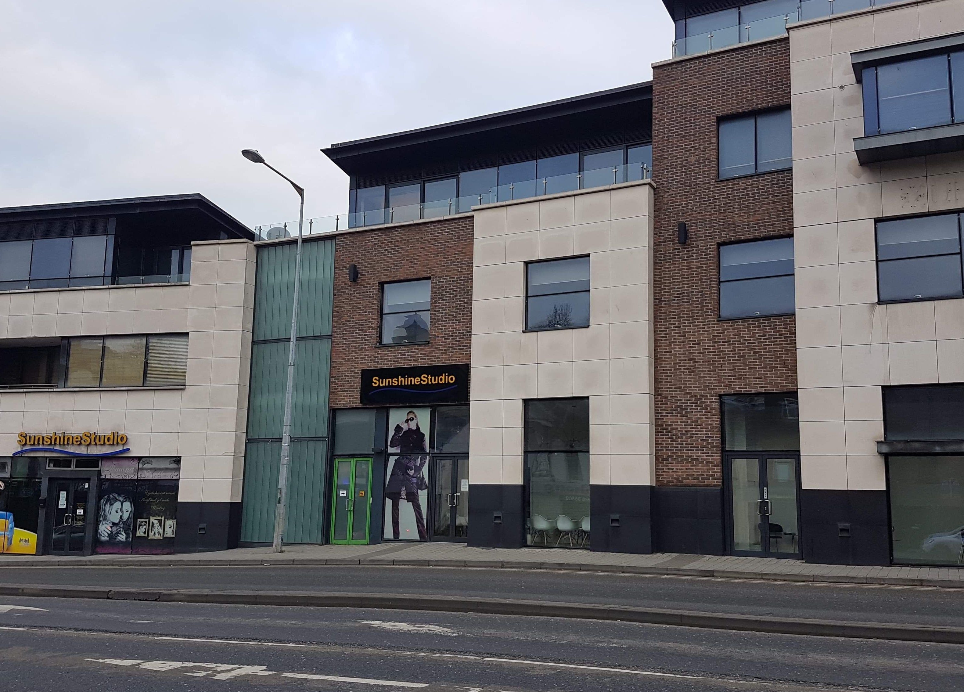 Modern exterior view of Elzyt Salon Kristina at Drogheda, IE, showcasing sleek architecture and inviting entrance.