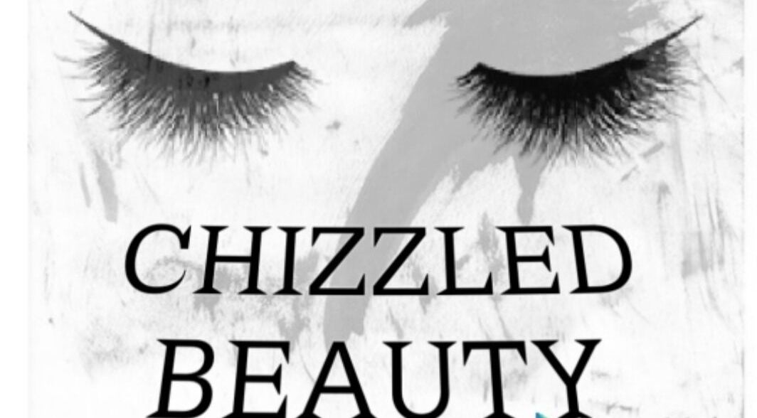 Chizzled Beauty Salon logo with elegant eyelash artwork in Cape Town, Western Cape, ZA.