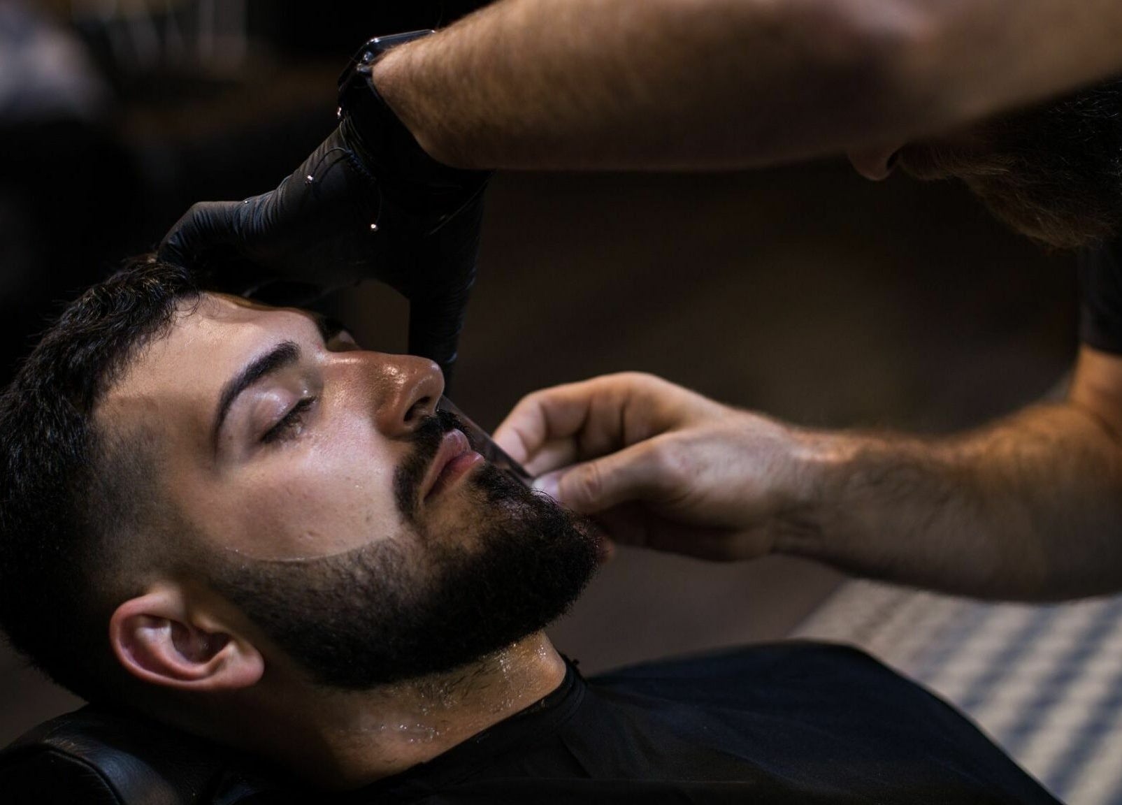 Experiența de lux la Barber Society, Cluj-Napoca, Județul Cluj, RO - tuns clasic cu atingeri de finețe.