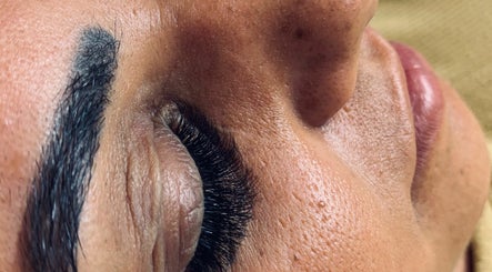Boolu Lash & Beauty image 2