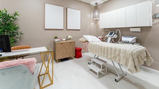 Advanced Med SPA by Giovana Prado - Deerfield Beach