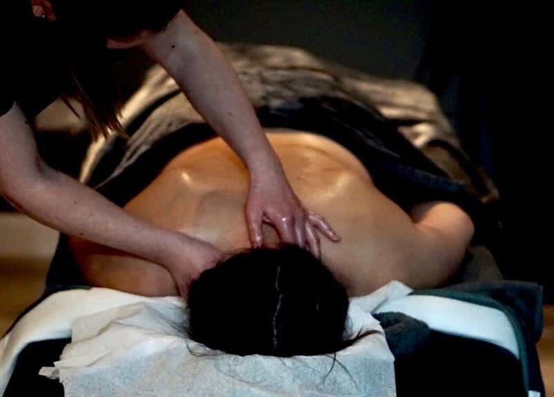 Relaxing back massage at Sara Campbell Therapies in Inverness, Scotland, GB, enhancing wellness and relaxation.