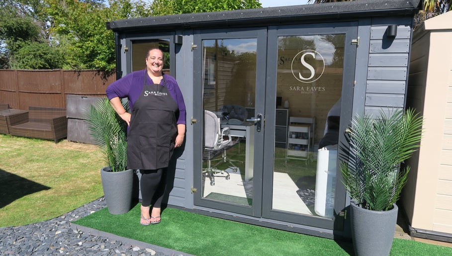 Outdoor view of Sara Eaves Beauty studio in Southend-on-Sea, England, showcasing welcoming entrance.