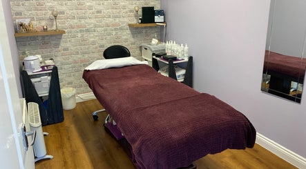 The Village Retreat Beauty and Skincare Clinic