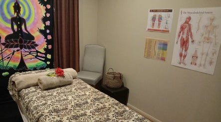 Hum Healing Hive image 3
