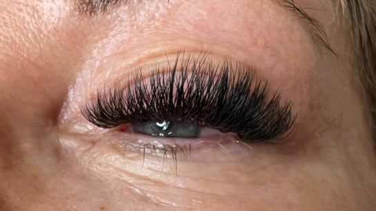 Leah's Lashes