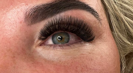 Leah's Lashes afbeelding 2