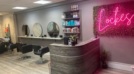 Lockes Hair Salon Ltd 3paveikslėlis