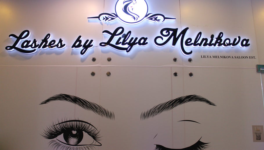 Lashes by Lilya Melnikova slika 1