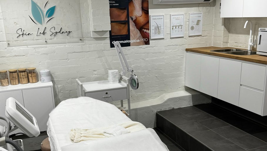 Skin Lab Sydney treatment room in Oatlands, New South Wales, AU, showcasing a serene and modern interior.