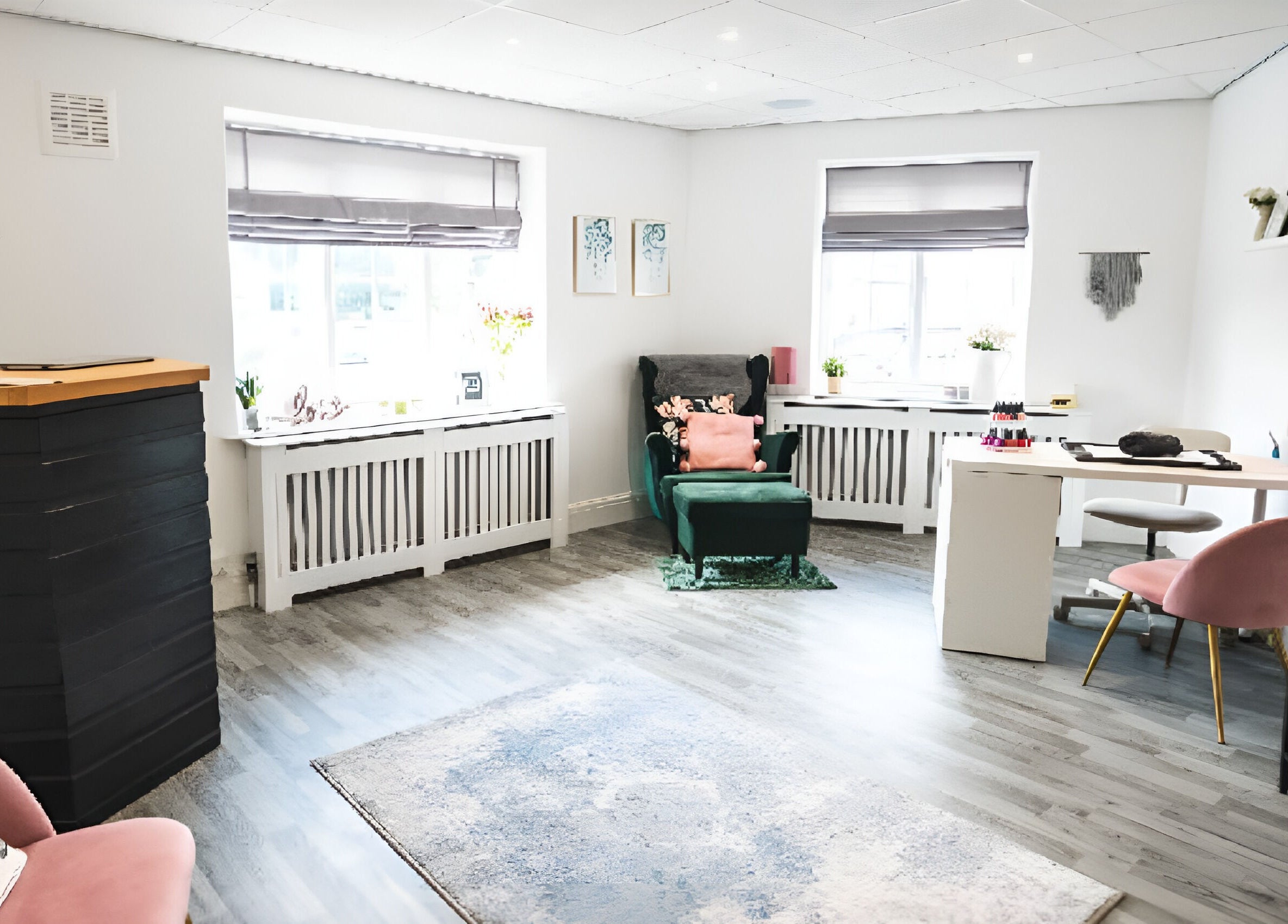 Modern lounge at 1a Above Beauty, Willerby, England, GB, featuring sleek decor and elegant furniture.