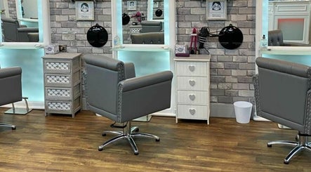 Envy Hair and Beauty Studio зображення 2