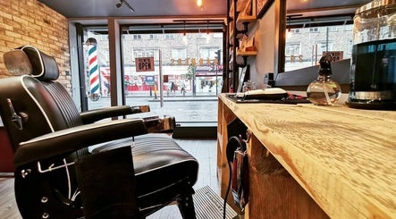 Imagen 2 de Bear Cave Barbers