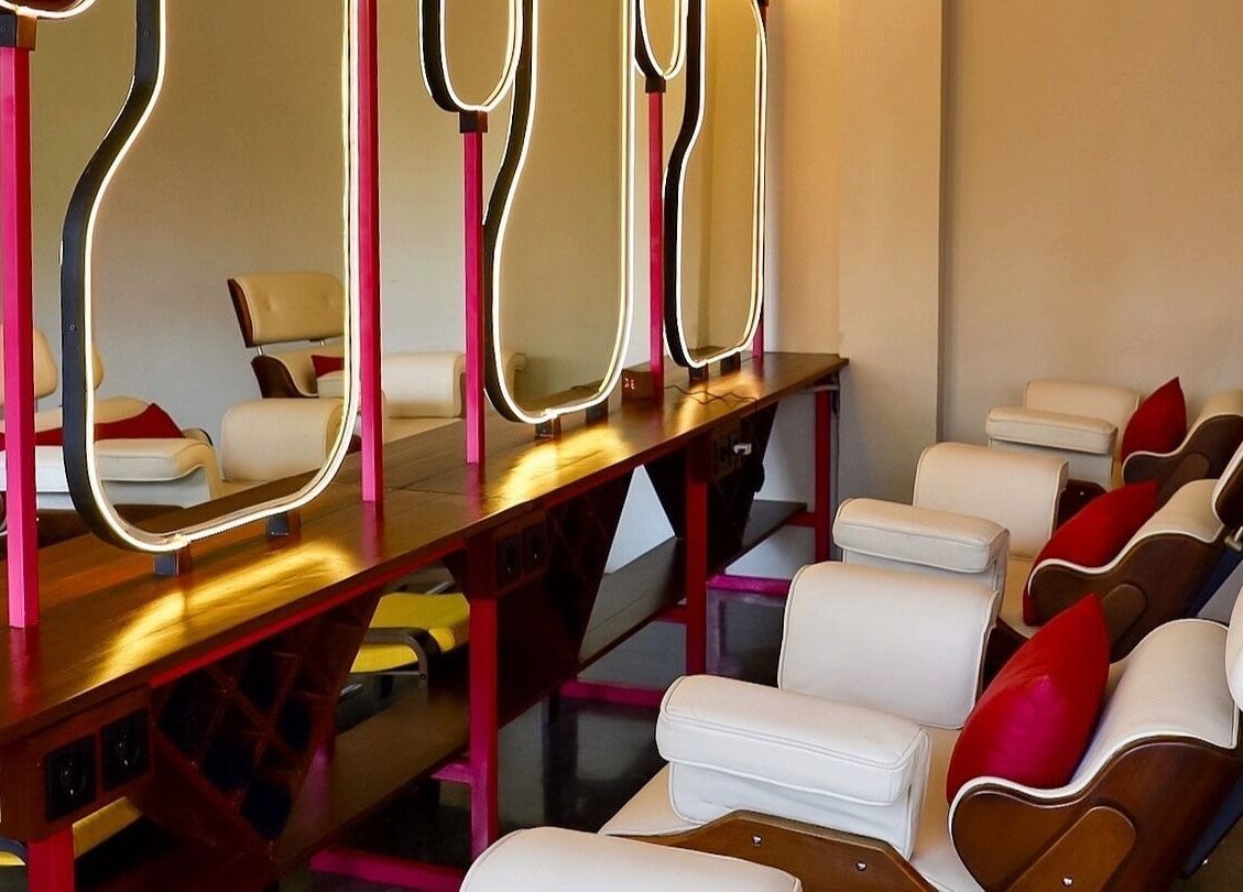 Modern beauty station at FaceDay, Bali, Bali, ID with stylish chairs and mirrors.