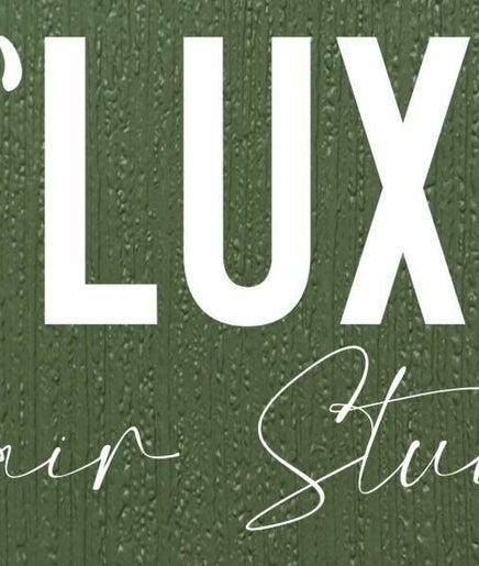 D’LUXX Hair Studio image 2