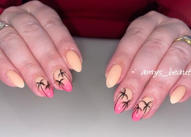 Stylish palm tree nail art at Halo by Amy, Newport Pagnell, England, GB, featuring gradient designs.