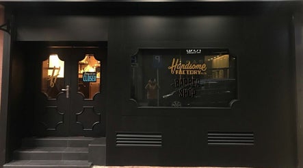 Tsim Sha Tsui | Handsome Factory Barber Shop 2paveikslėlis