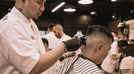 Tsim Sha Tsui | Handsome Factory Barber Shop Bild 3
