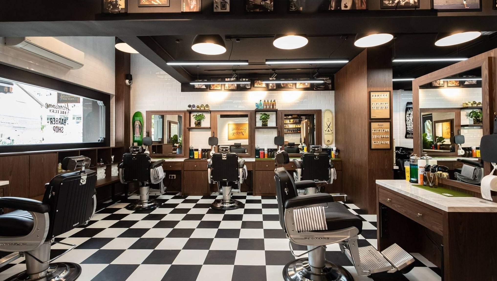 Tsim Sha Tsui | Handsome Factory Barber Shop offers a stylish interior in Kowloon, Kowloon, HK for premium grooming.