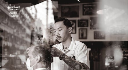 Εικόνα Causeway Bay 2 Handsome Factory Barber Shop 2