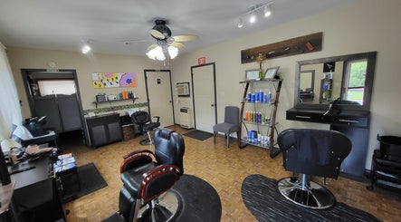 Roots Hair Salon LLC, bilde 3