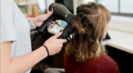 Solos Salon – kuva 2