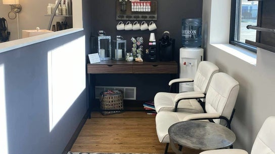 Stages Salon