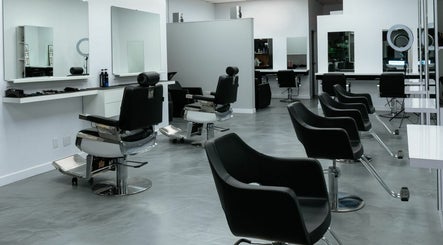 In The Cut Hair Studio – obraz 2