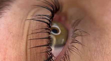 Close-up of well-defined lashes at Get.Foxxed - BERKELEY, Berkeley, New South Wales, AU promoting eyelash care.