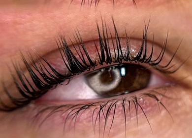 Close-up of eyelash extensions at Get.Foxxed - BERKELEY, enhancing beauty in Berkeley, New South Wales, AU.