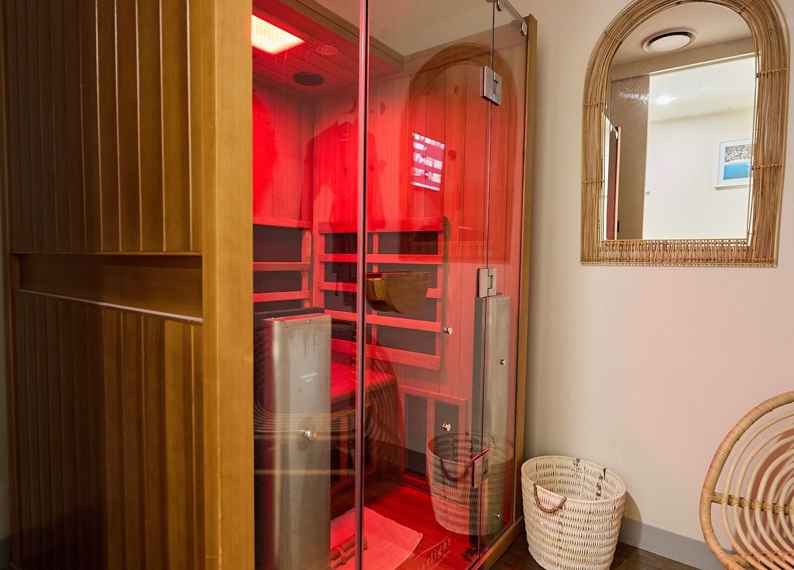 Modern infrared sauna at Cryospa Clinics, Crows Nest, New South Wales, AU, offering wellness and relaxation.