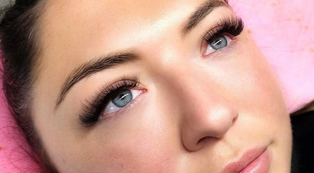 Close-up of styled lashes at Lisa Marie's Beauty Room in Melbourne, Victoria, AU. Enhance your look today.