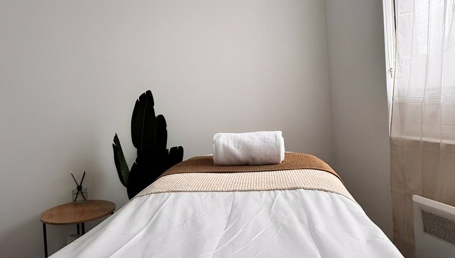 Relaxation room at The Siri Beauty & Eyelashes in Busselton, Western Australia, AU with a massage table ready.