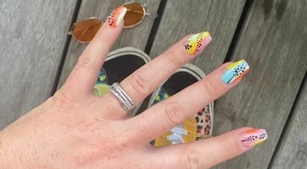 Alexis Nails, bilde 2
