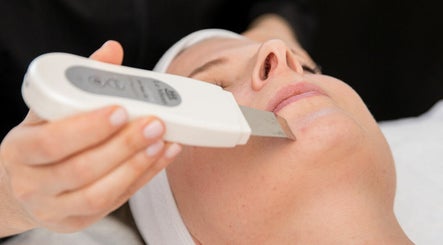 Melissa Lekus Skincare Consulting image 3