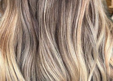 Blonde balayage hairstyle at Serenity Hair & Beauty in Alcester, England, GB. Perfect blend of highlights.