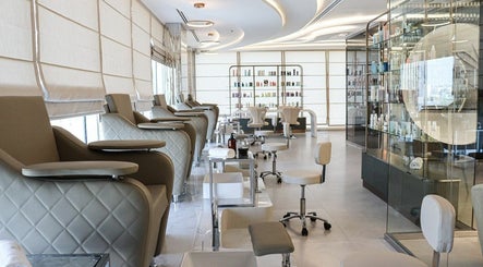 Εικόνα Boujie Beauty Salon 3