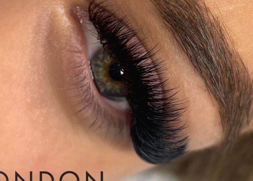 Close-up of lash extensions at Purkiss Beauty Academy, Houghton Regis, England, GB. Enhancing natural beauty.