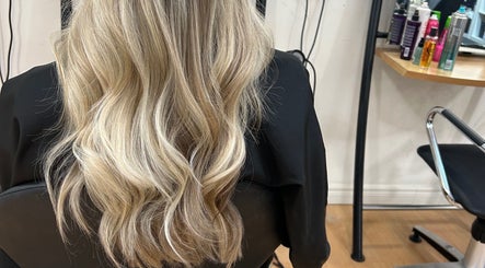 Immagine 2, Erin McQuitty Hair