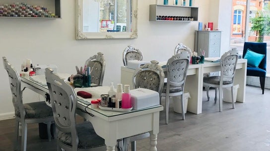 Kameo Nail and Beauty Salon