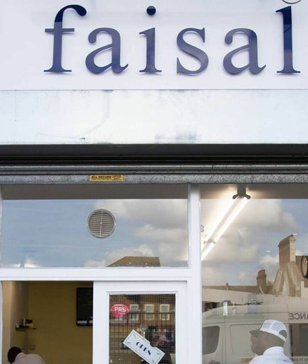 Faisal Barbers of London, bild 2
