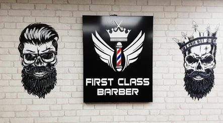 First Class Barber imaginea 3