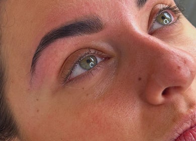 Beautifully shaped eyebrows at Brows By LC, Edinburgh, Scotland, GB. Expertly groomed for a flawless look.
